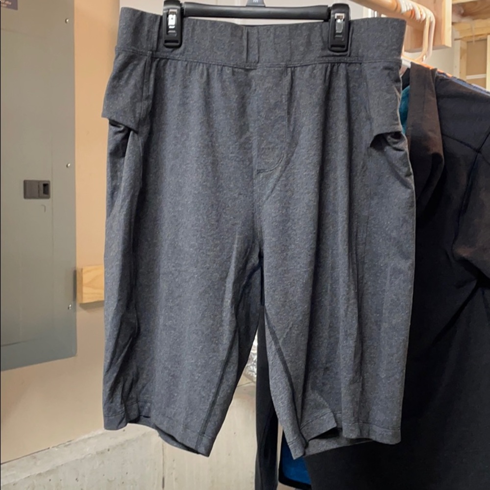 Men’s Lululemon shorts